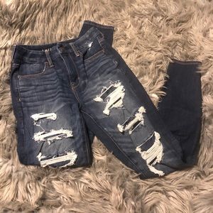 American Eagle Jeans distressed curvy size 4